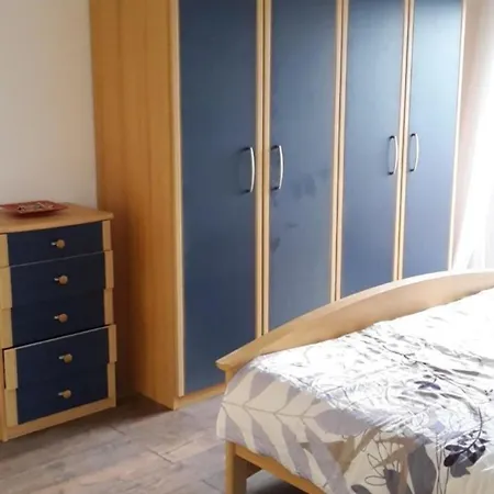 Neues Ferienhaus In Mit Grosser Terrasse Holiday home *